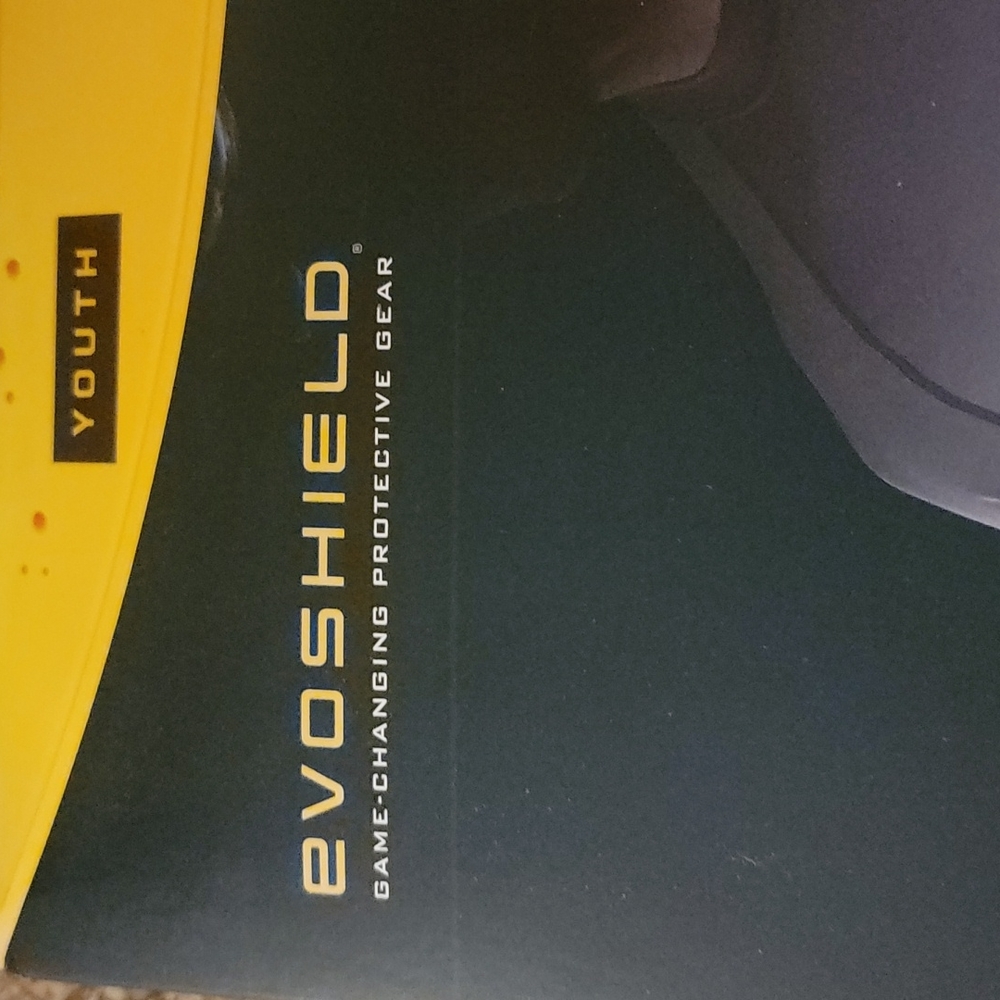 Evoshield Moldable Chest Guard - Picture 2 of 9